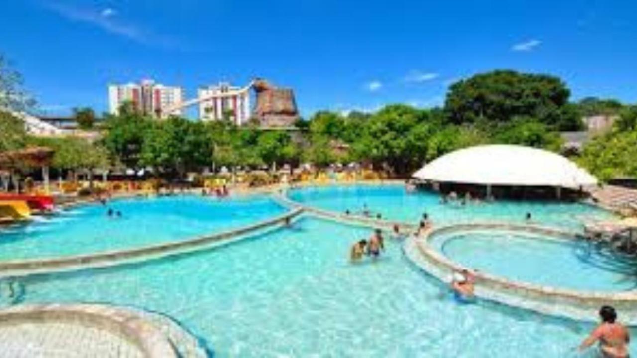 Hotel Piazza Di Roma Калдас-Новас Экстерьер фото
