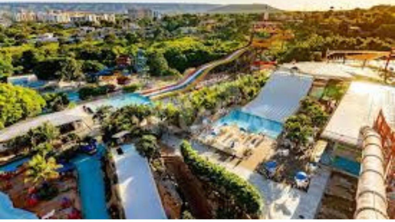Hotel Piazza Di Roma Калдас-Новас Экстерьер фото